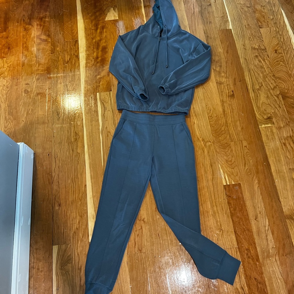 Rachel Zoe matching sweat suit